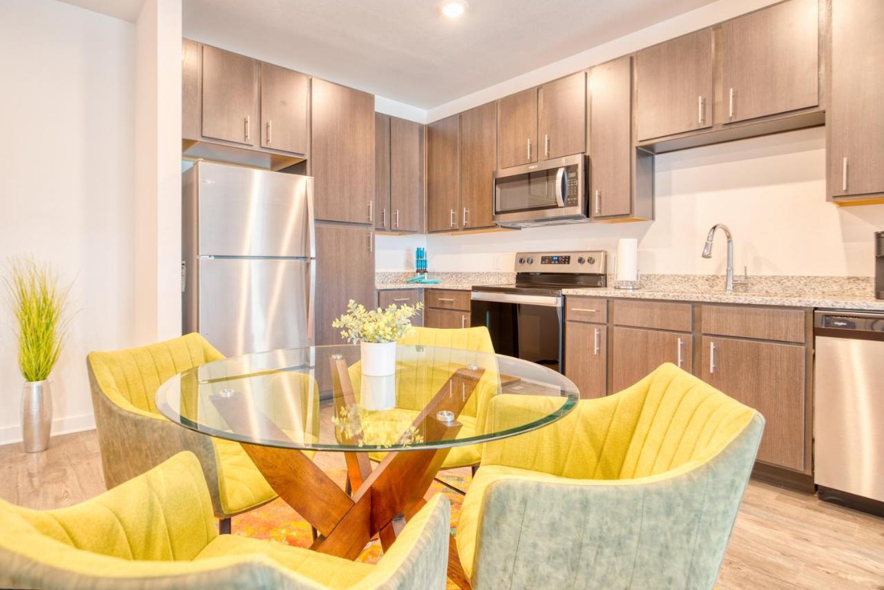Luxe One Bedroom Apartment With Balcony Gainesville Exteriér fotografie
